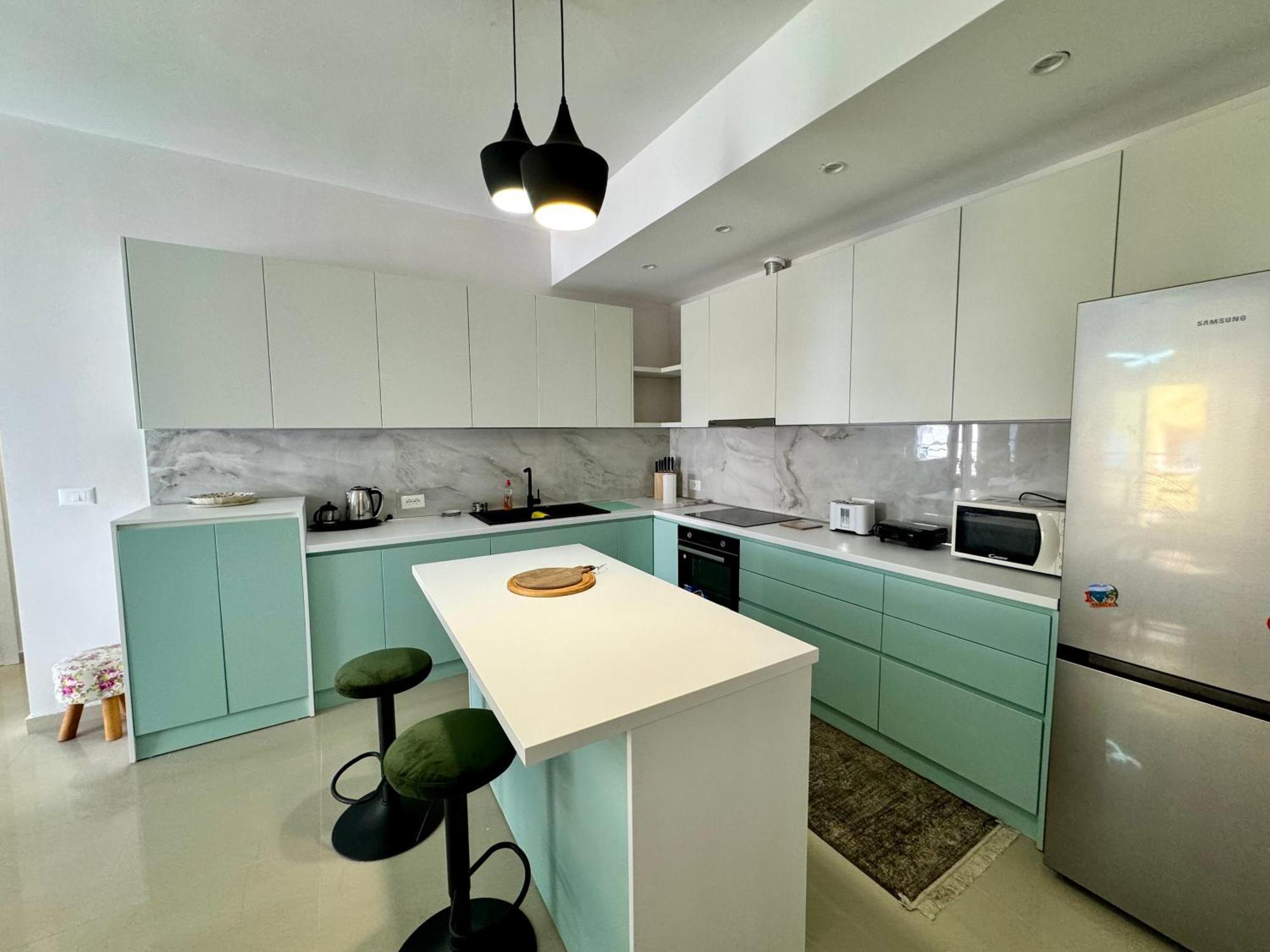 Turquoise Superior 6 Persons Apartment