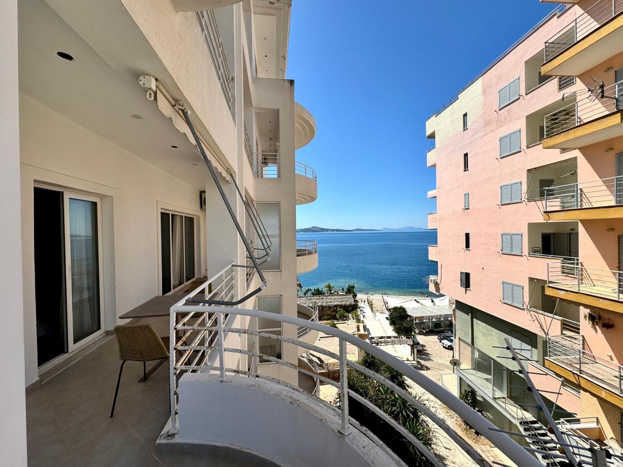 Turquoise Superior 6 Persons * Sarande
