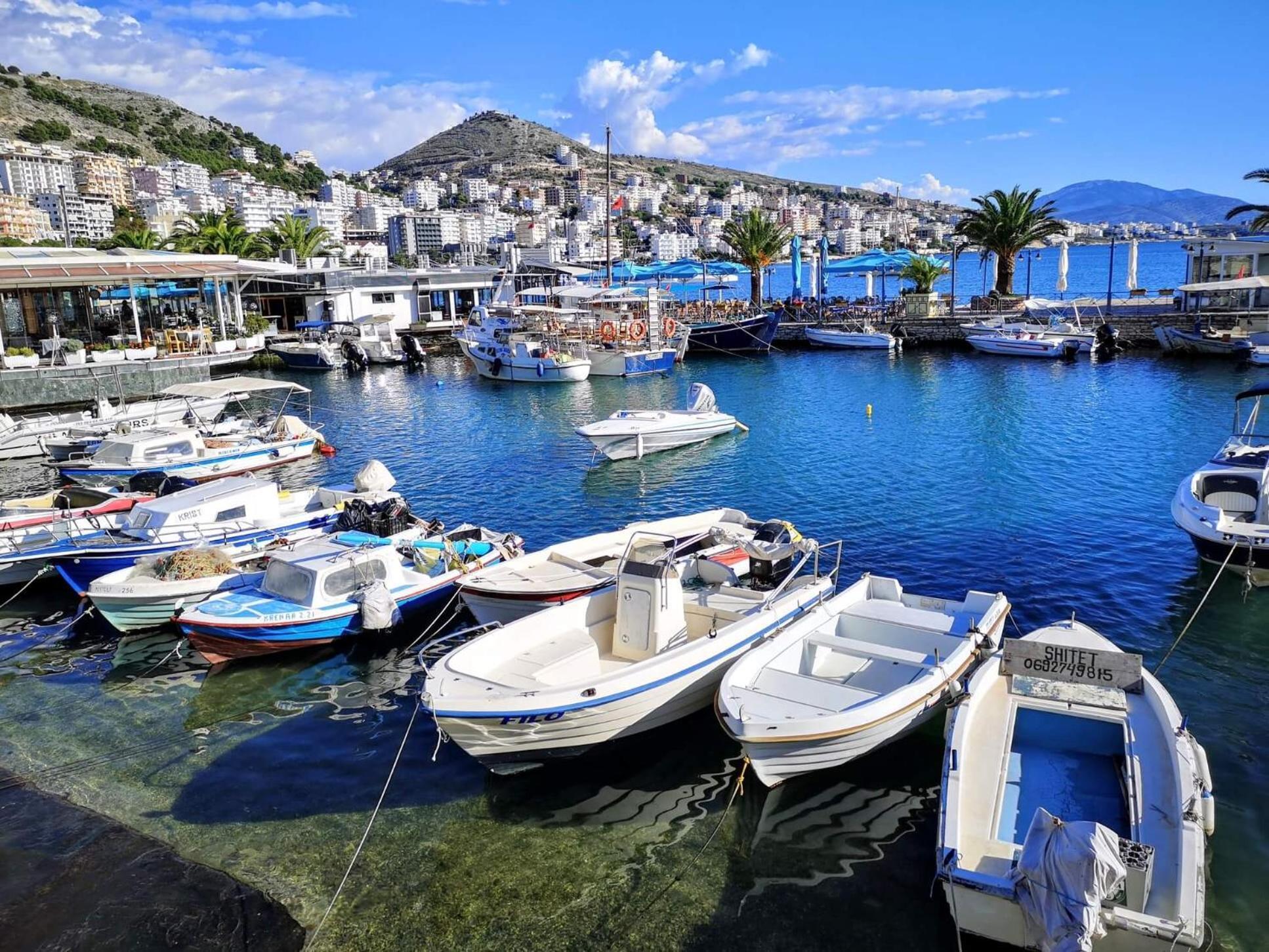 Turquoise Superior 6 Persons Sarande